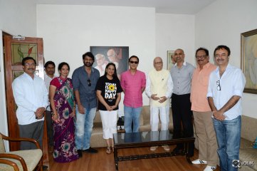 Prabhas and Producer Devineni Prasad Meet Top Politicians